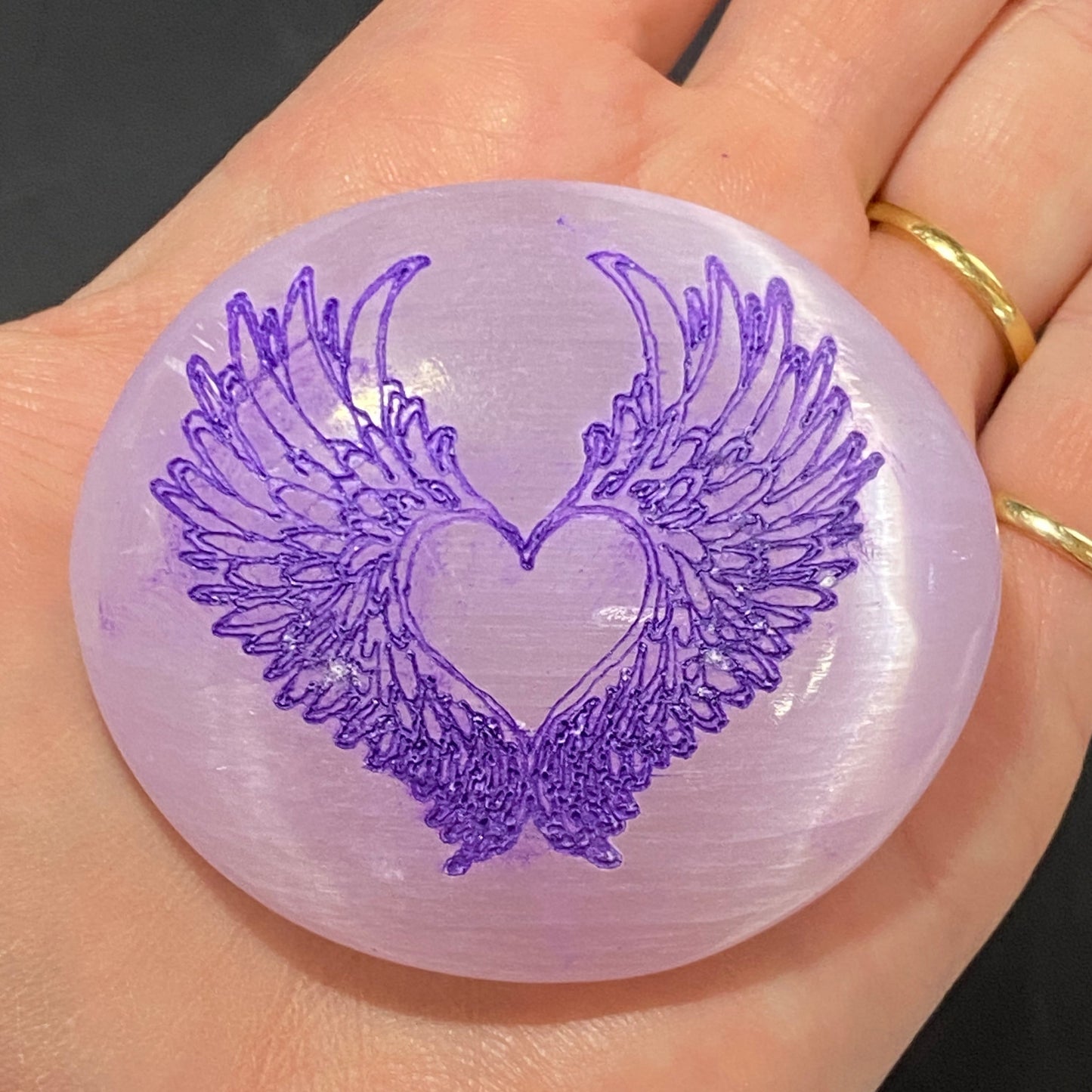 Selenite with design