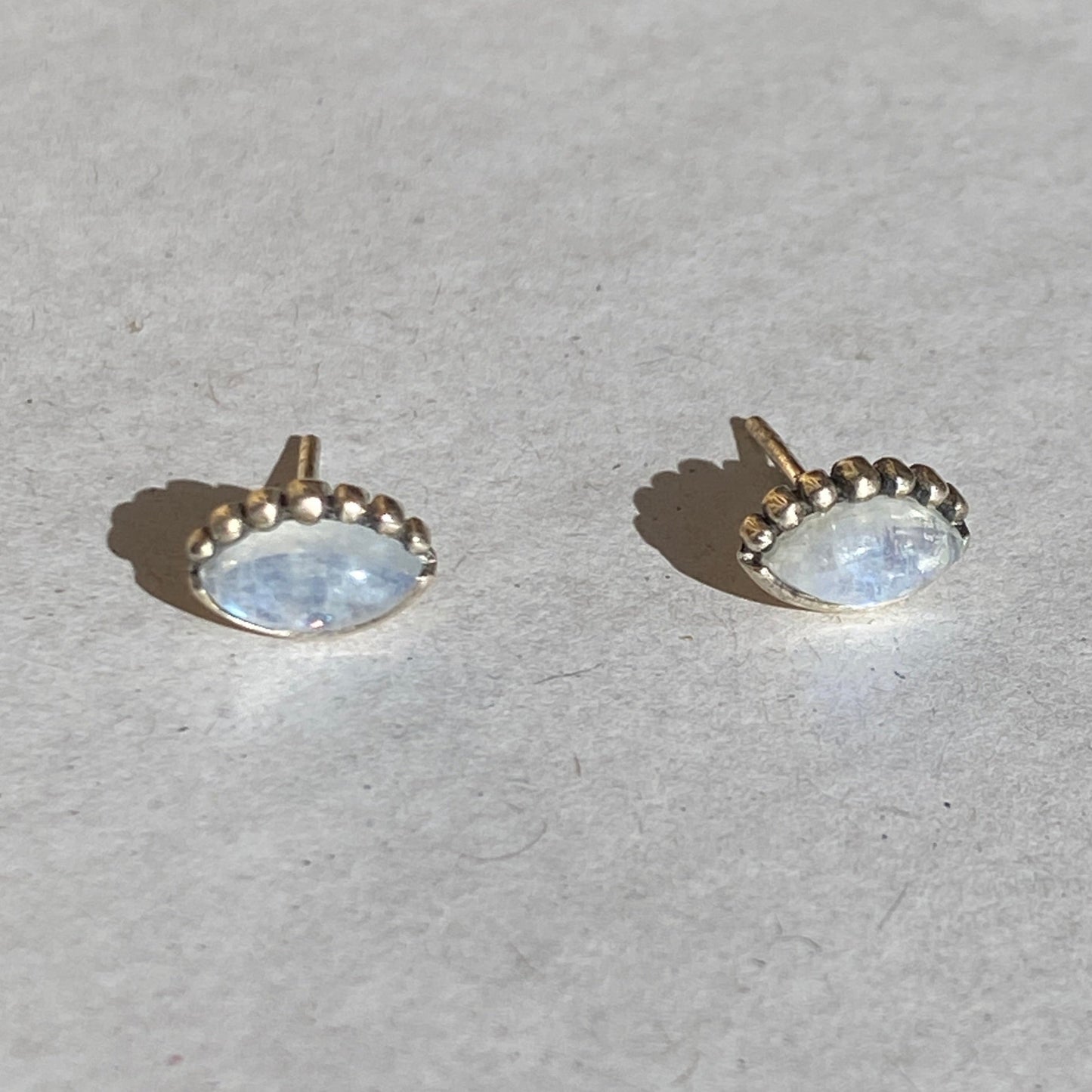 Moonstones studs oval
