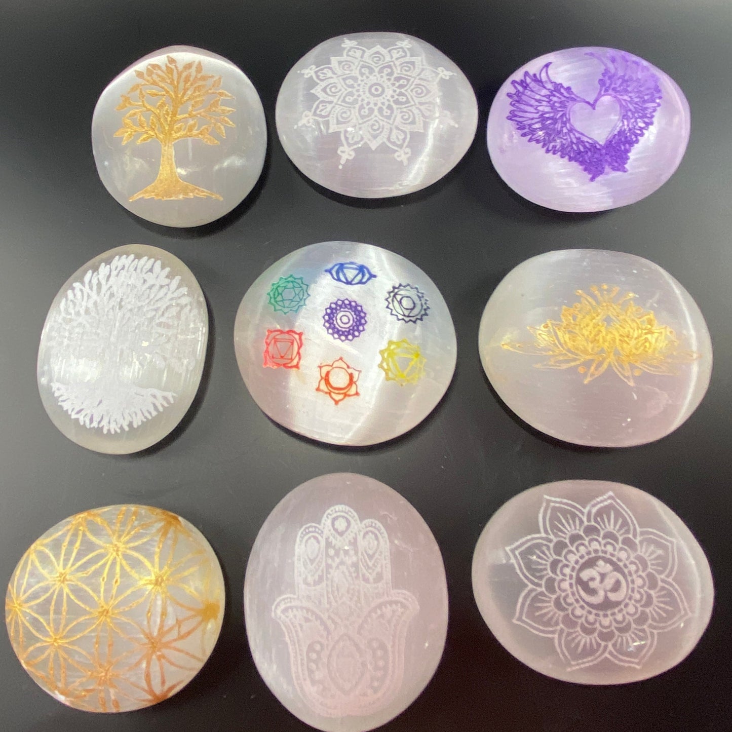 Selenite with design