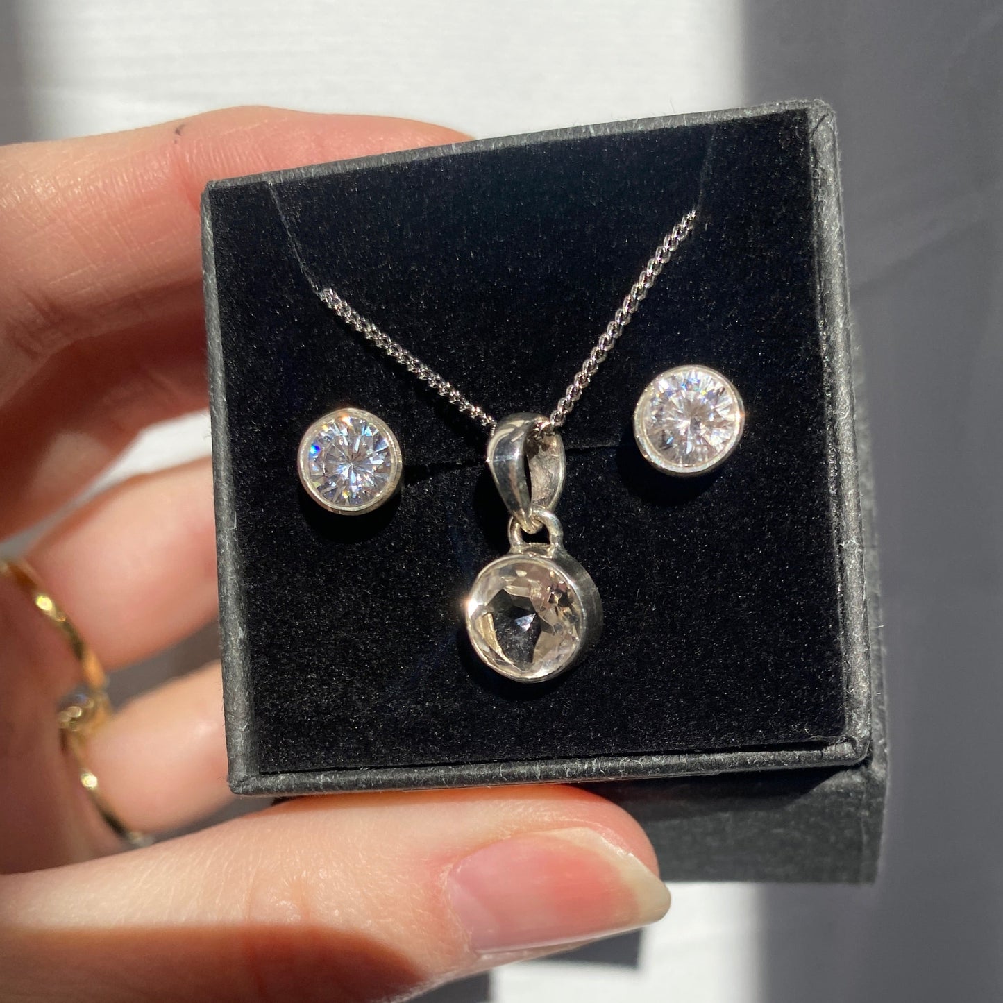 Crystal set, studs and pendant