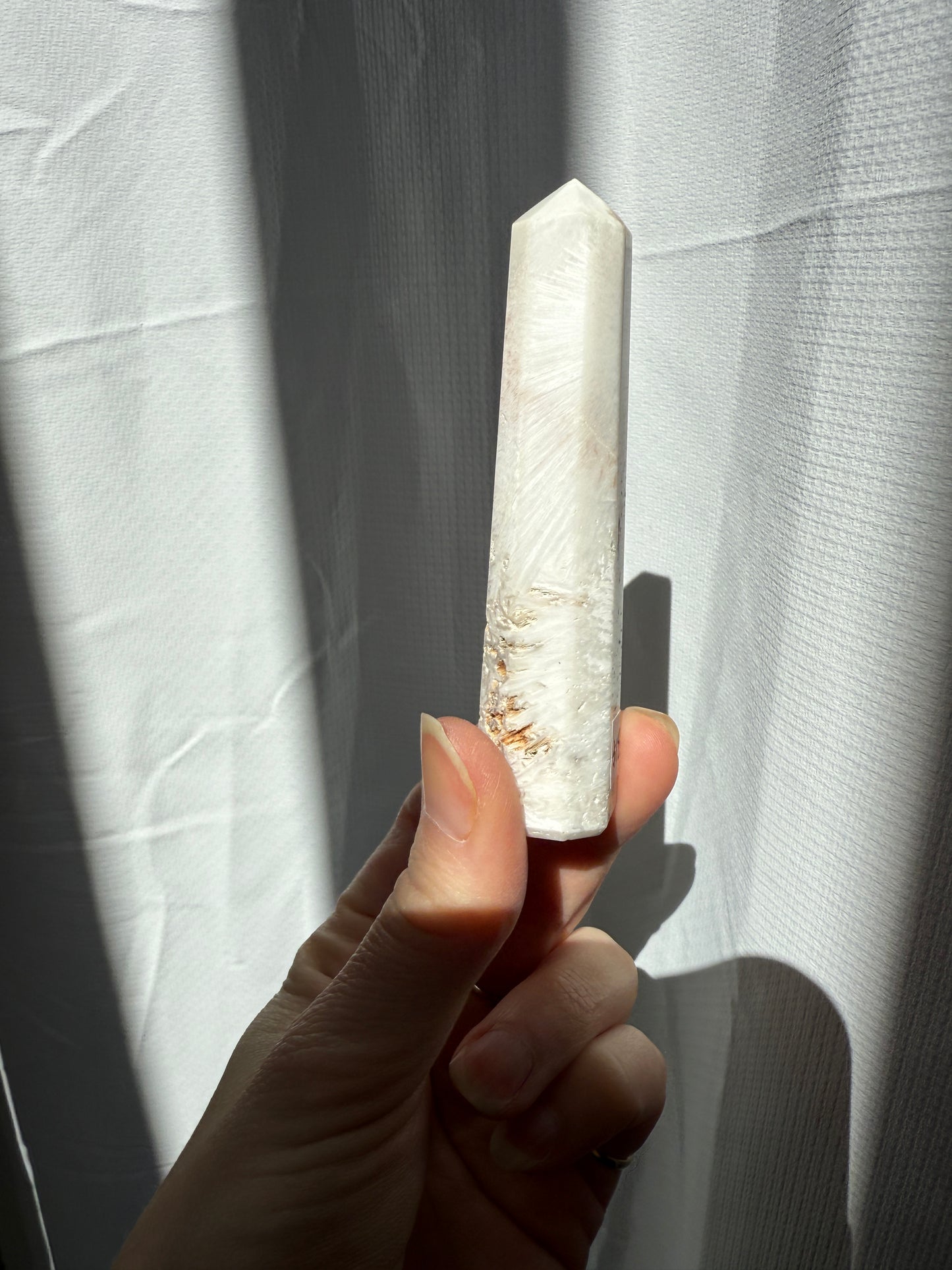 scolecite Tower 9cm