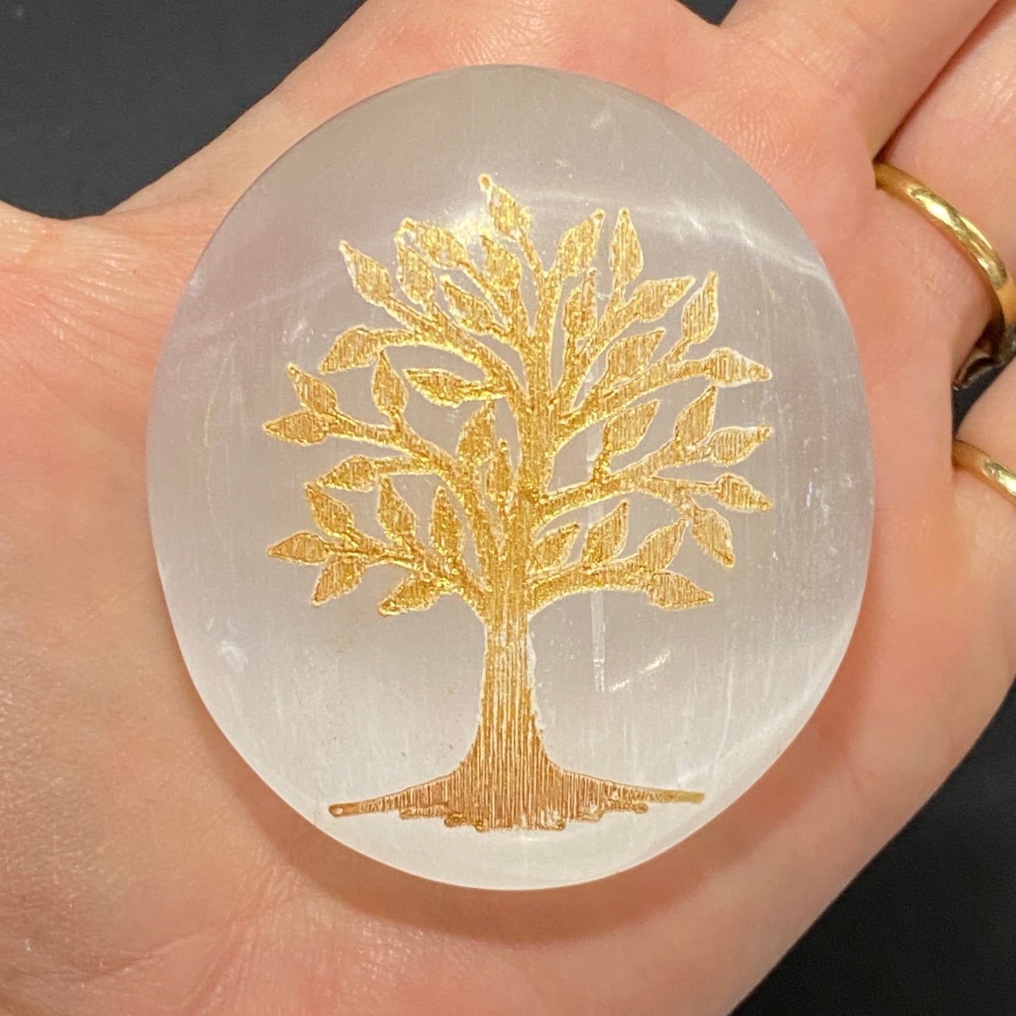 Selenite with design