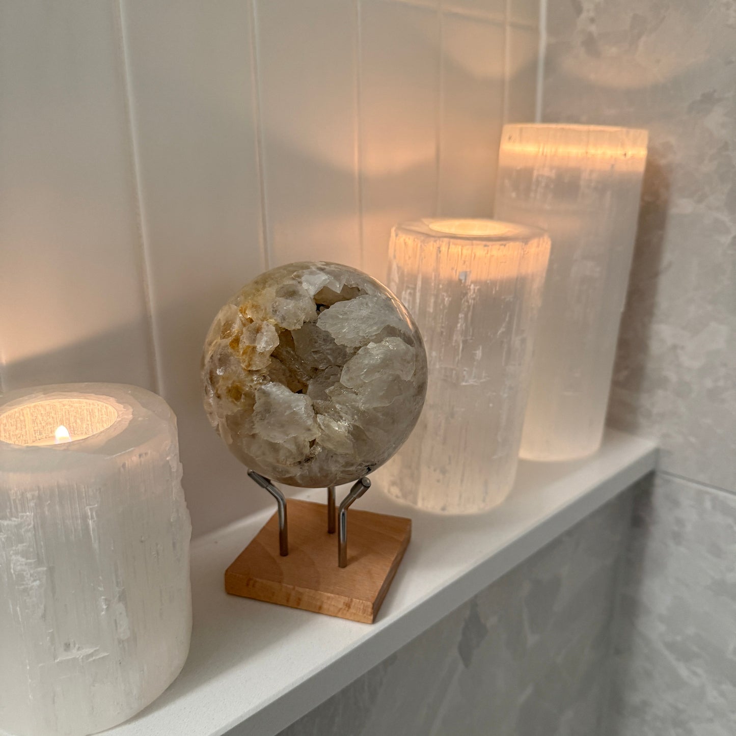 Druzy Agate sphere 1.2 kilo