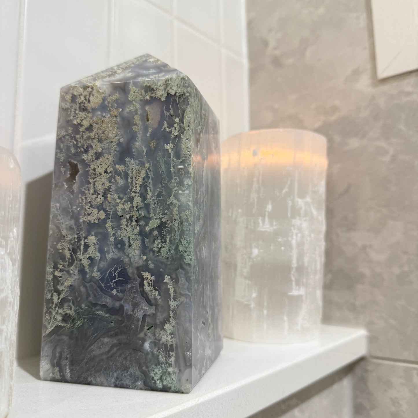 Large Moss Agate tower 2.3 kilos