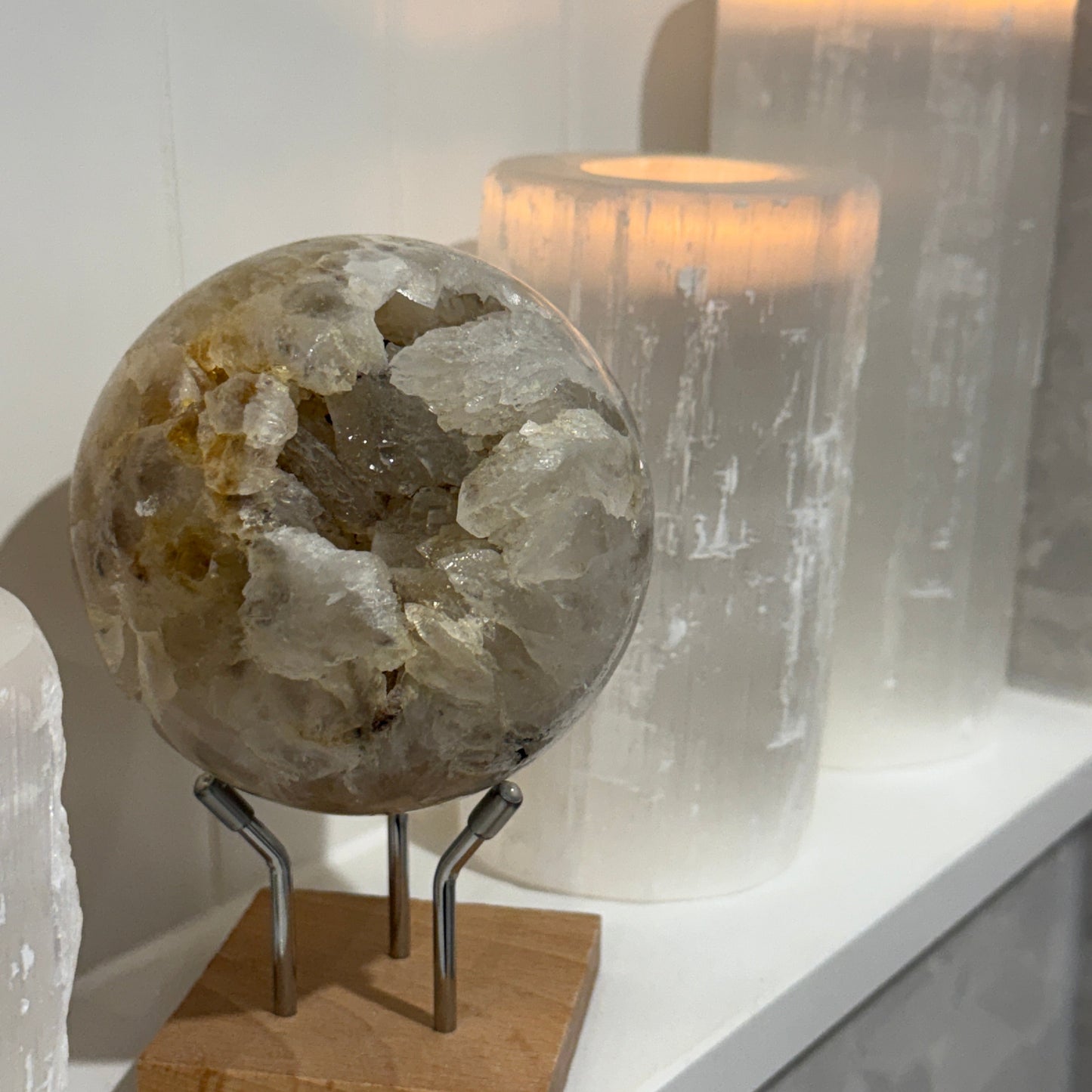 Druzy Agate sphere 1.2 kilo