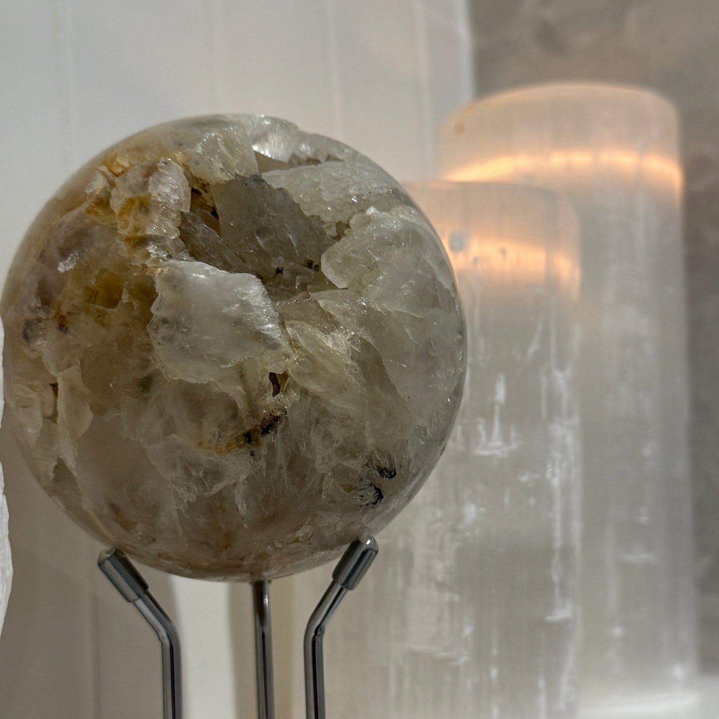 Druzy Agate sphere 1.2 kilo