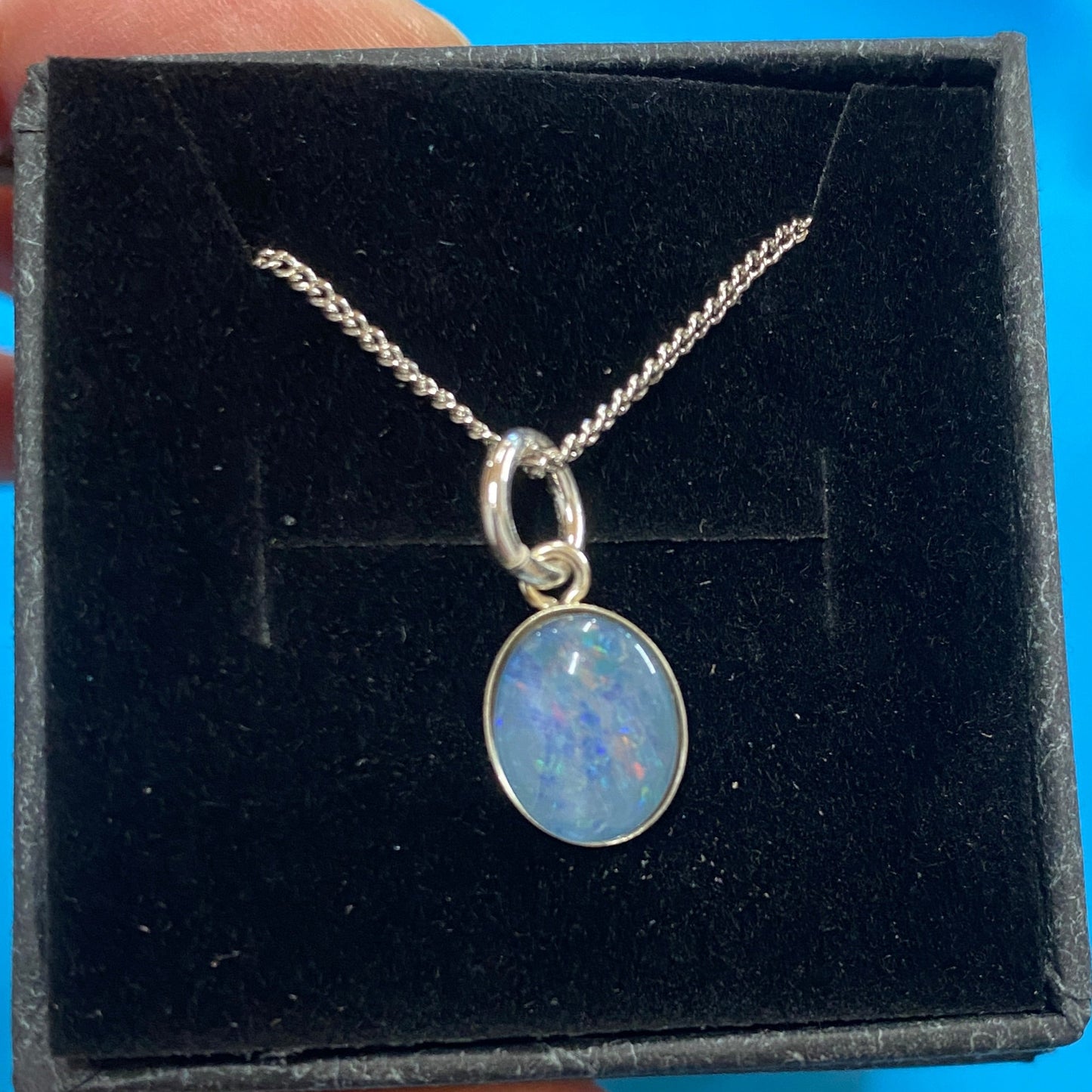4 Australian opal pendants 8 x10mm