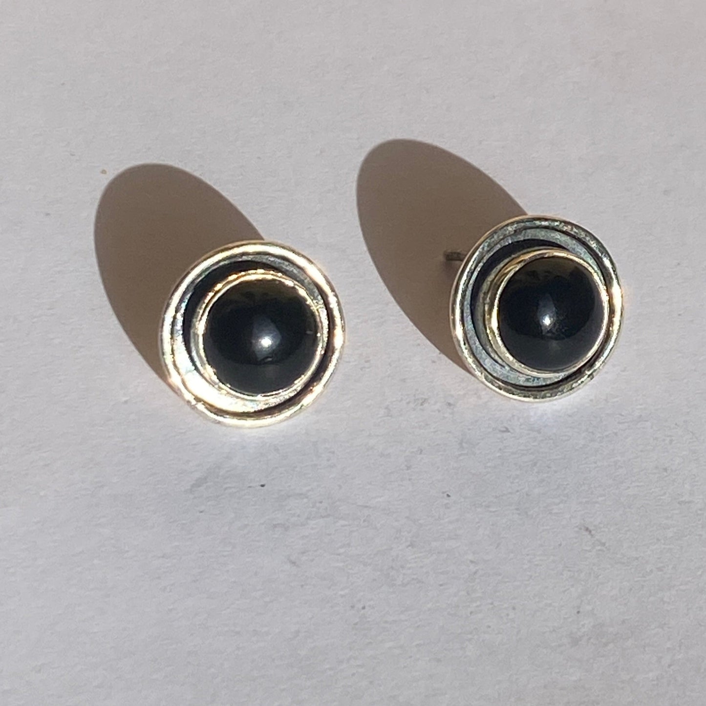 Silver studs design 8 different stones