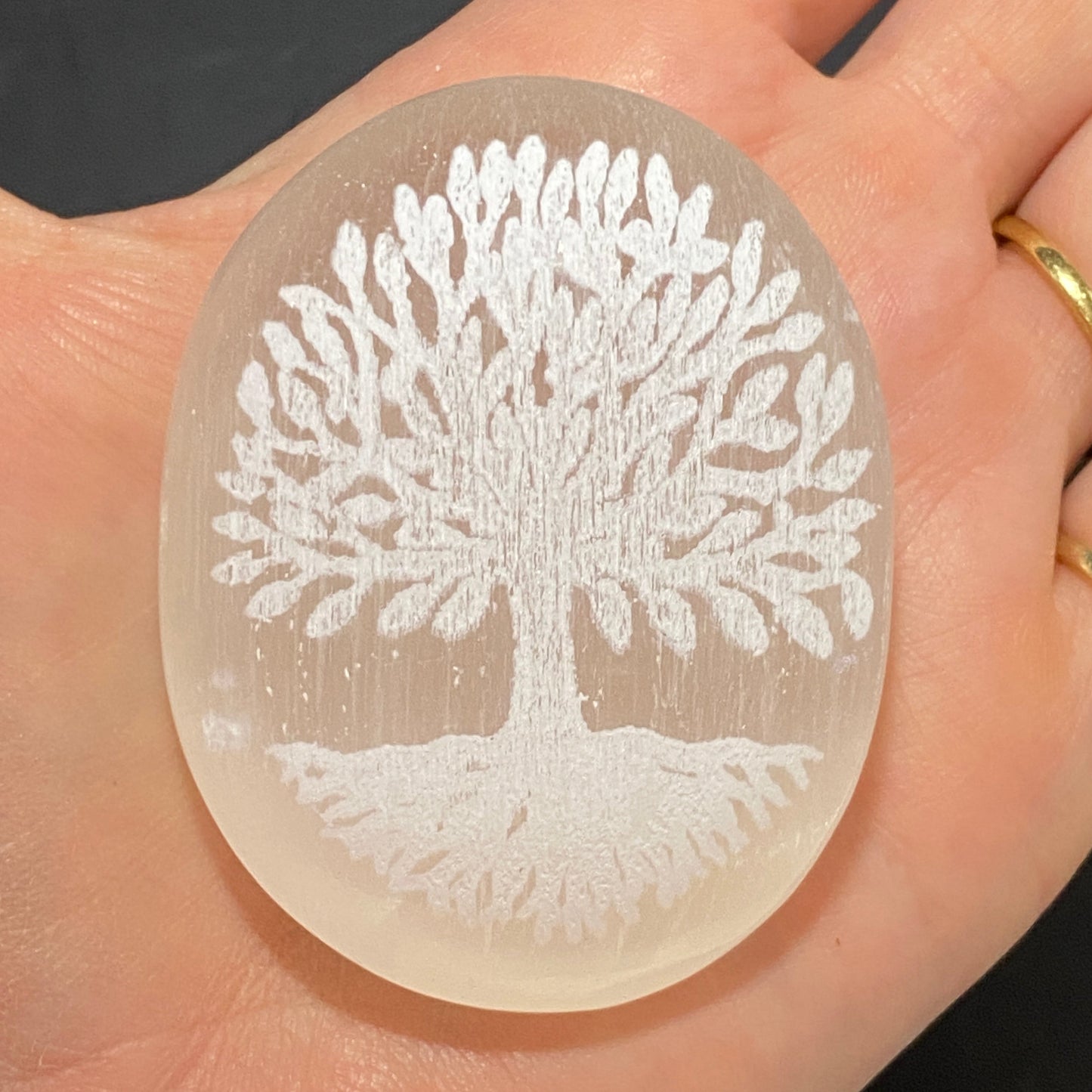 Selenite with design