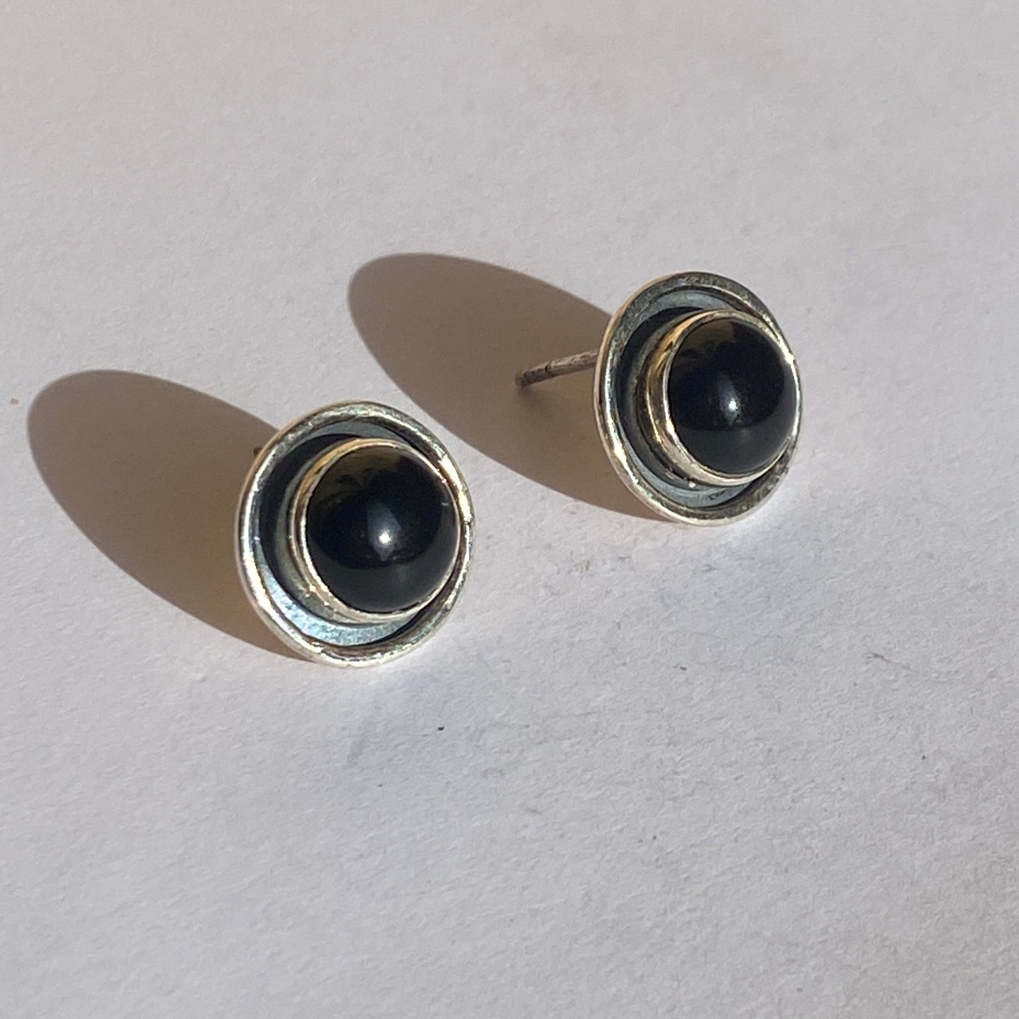 Silver studs design 8 different stones