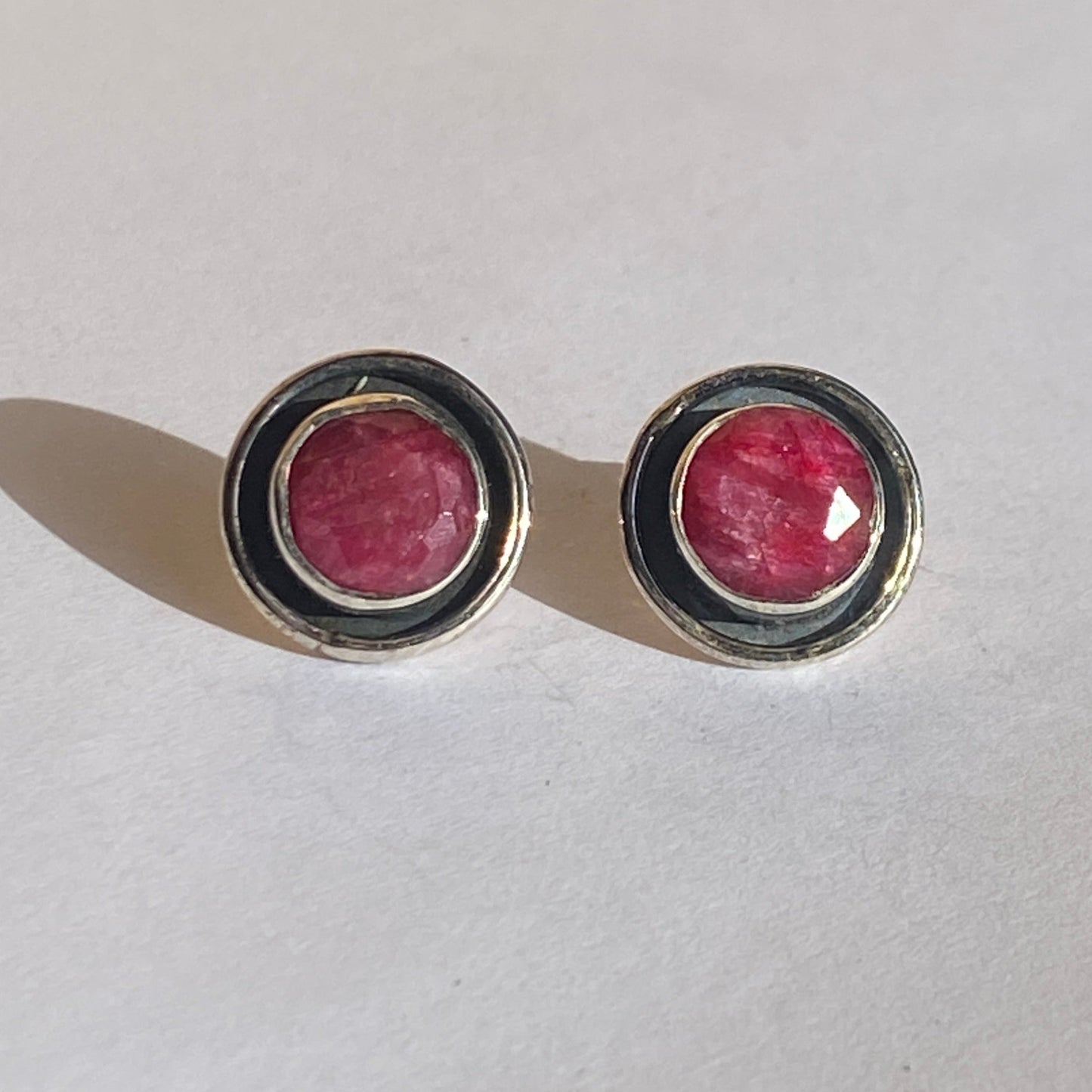 Silver studs design 8 different stones