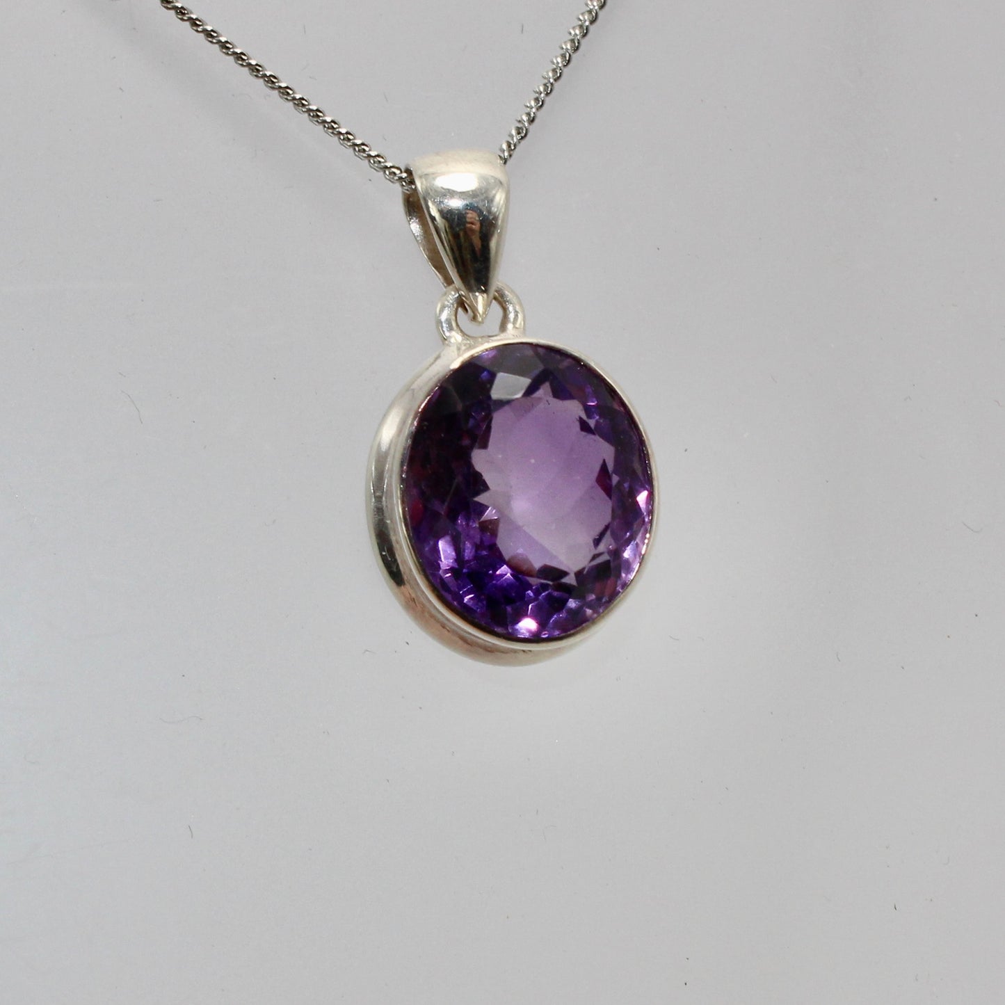 High grade amethyst pendant in sterling silver
