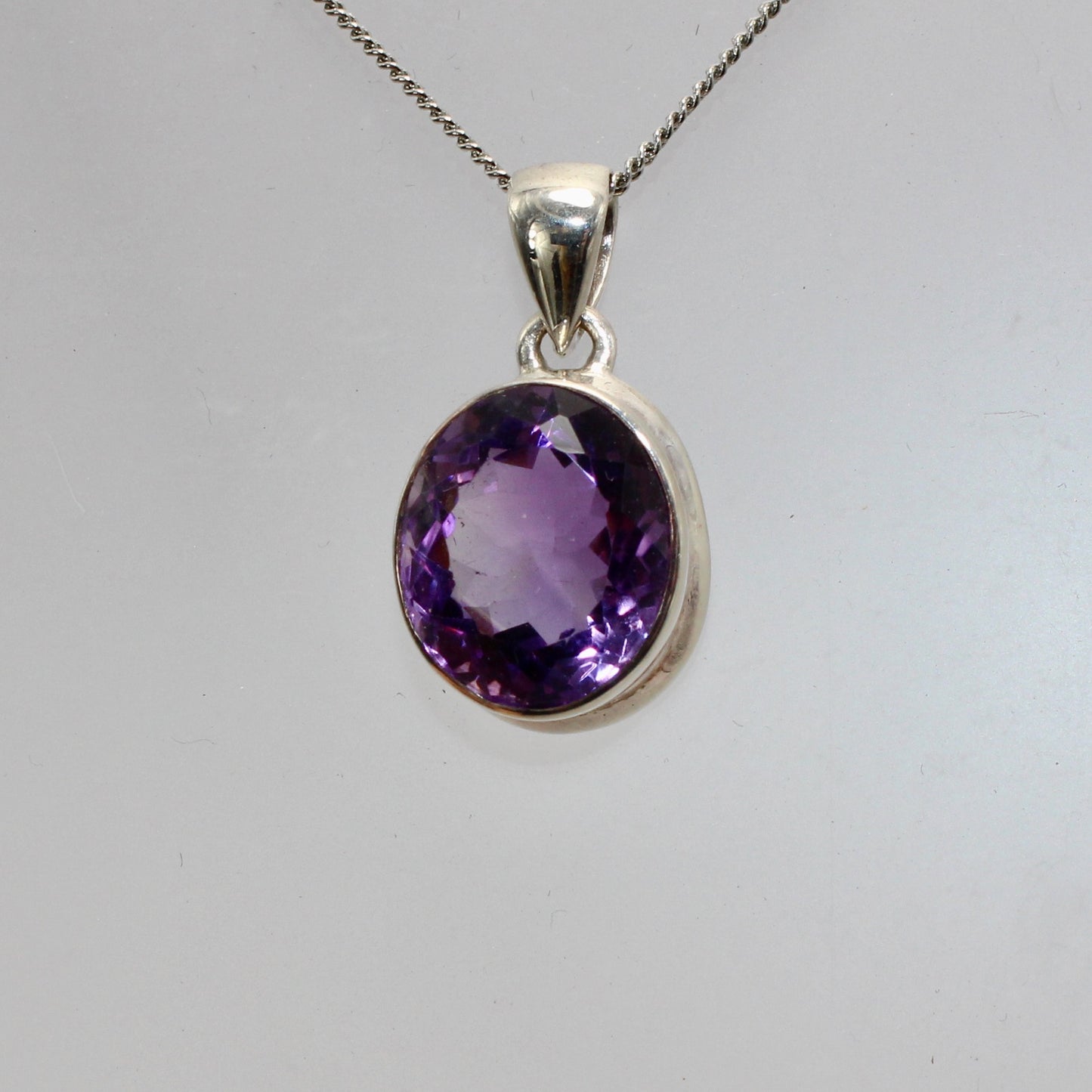 High grade amethyst pendant in sterling silver