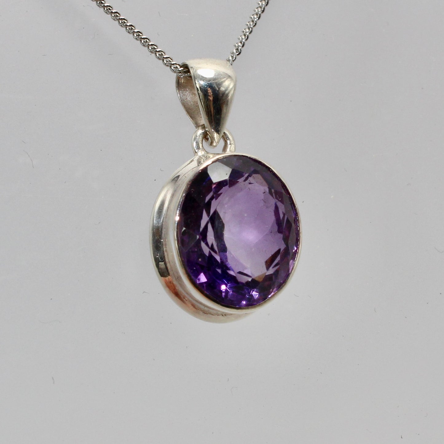 High grade amethyst pendant in sterling silver