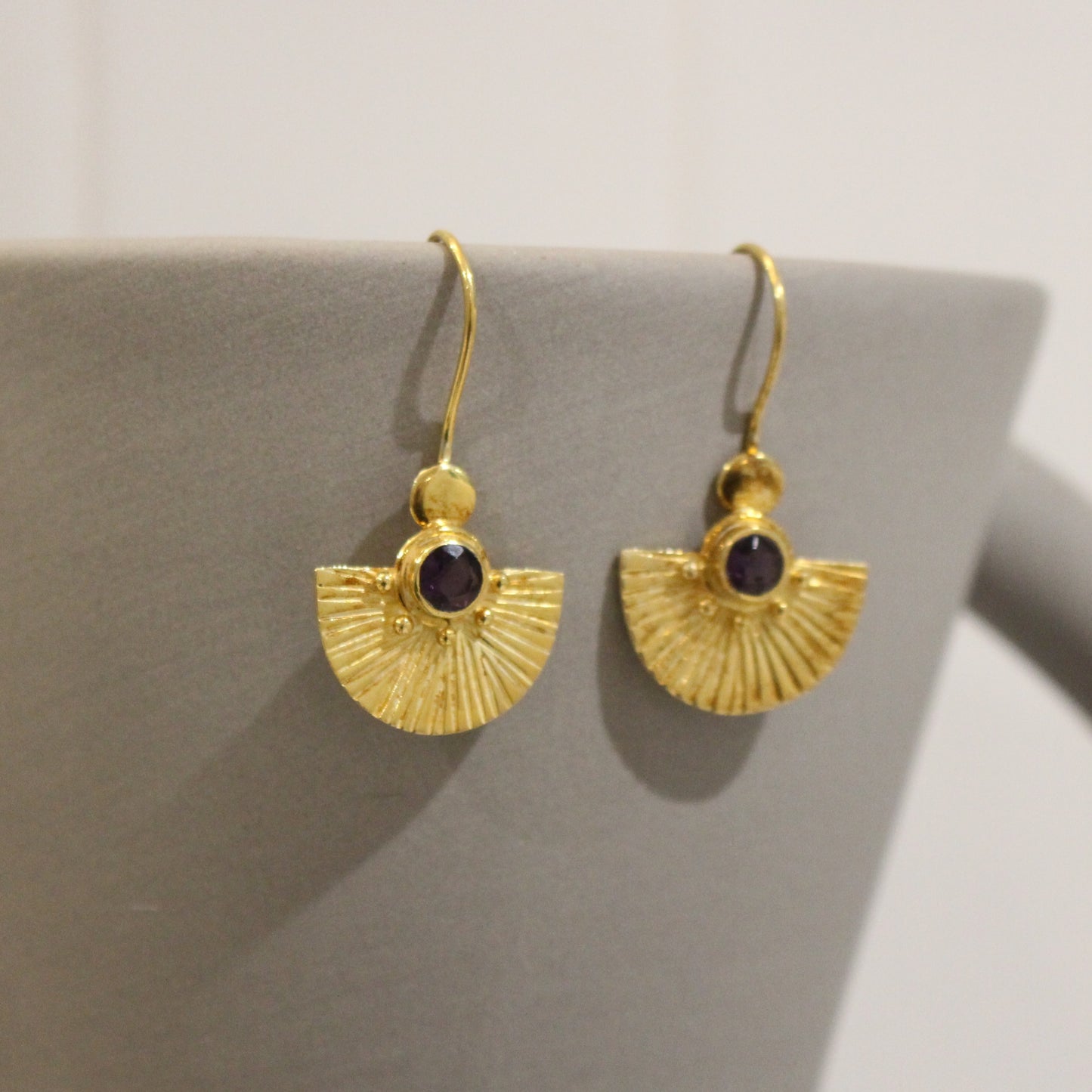 Gold amethyst fan earrings