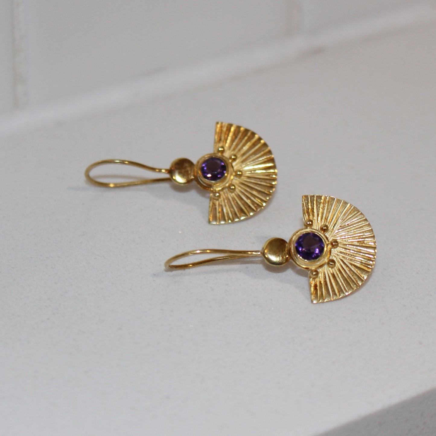 Gold amethyst fan earrings