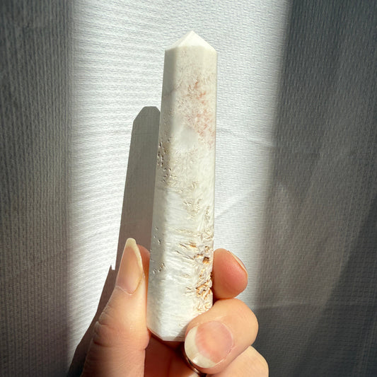 scolecite Tower 9cm