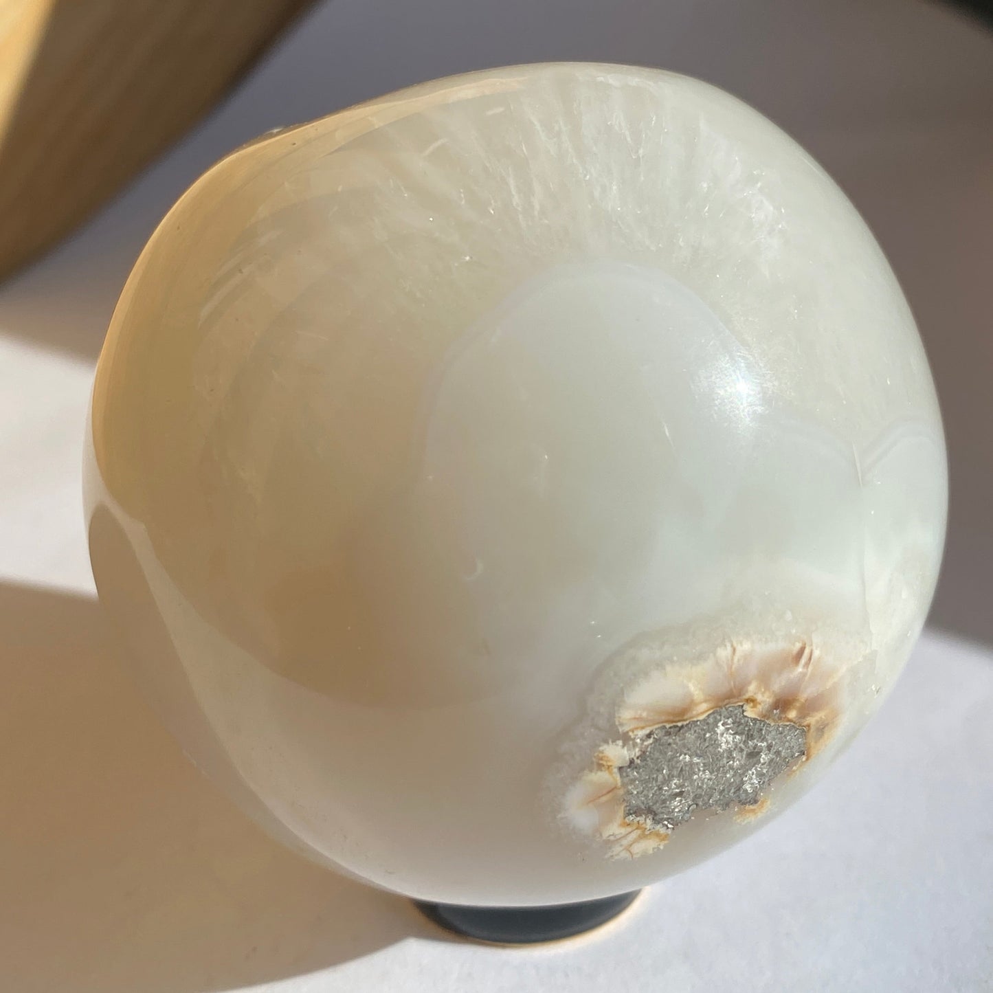 Agate druzy Geode creamy white 6cm