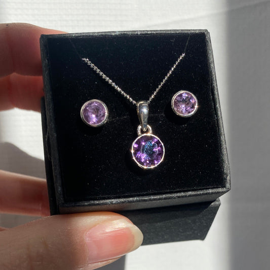 Amethyst set, studs and pendant