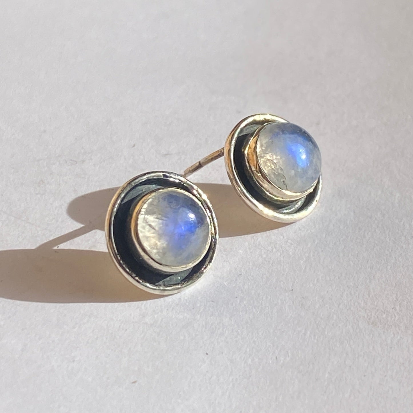 Silver studs design 8 different stones