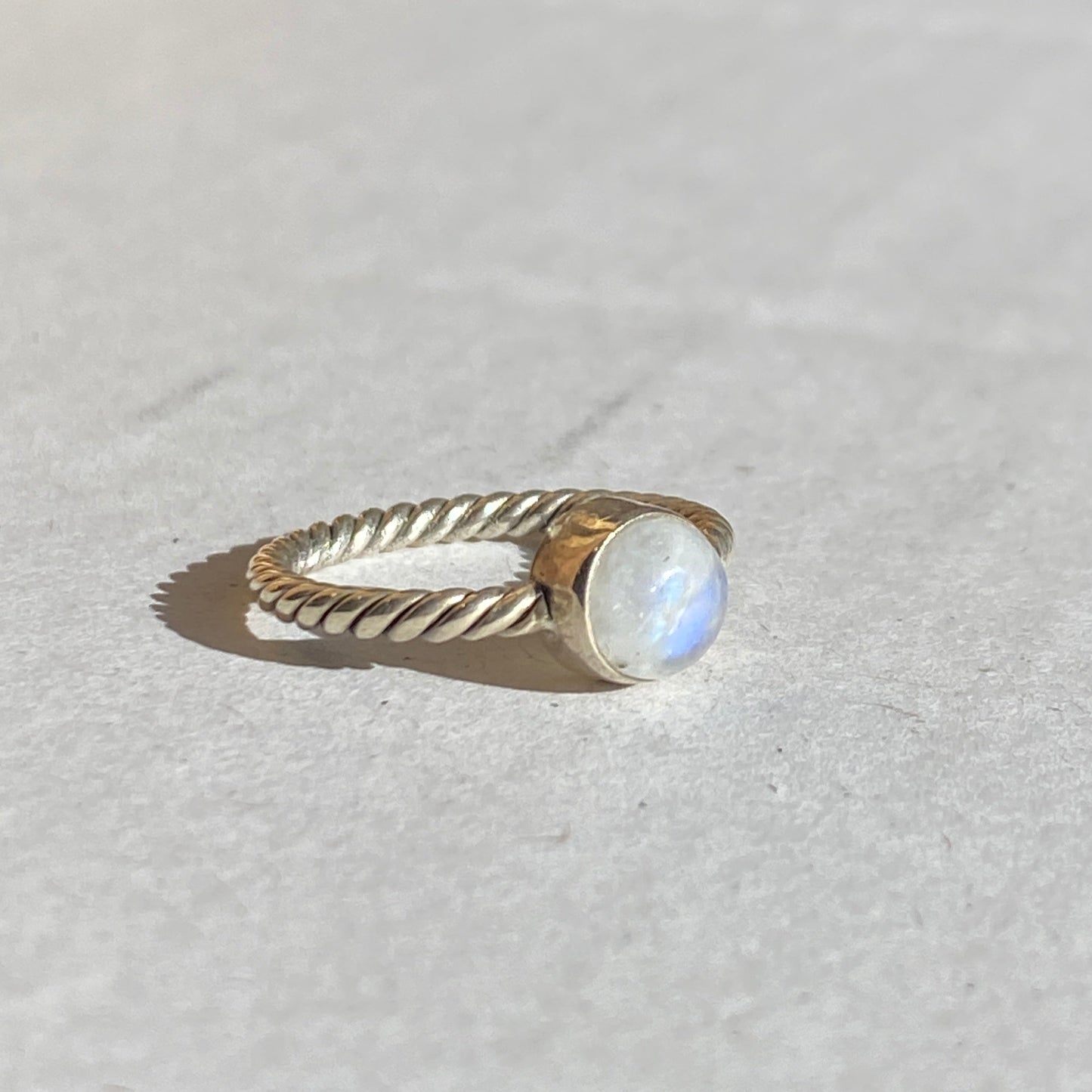 Moonstone 6mm sterling silver twisted band ring size 5.5US