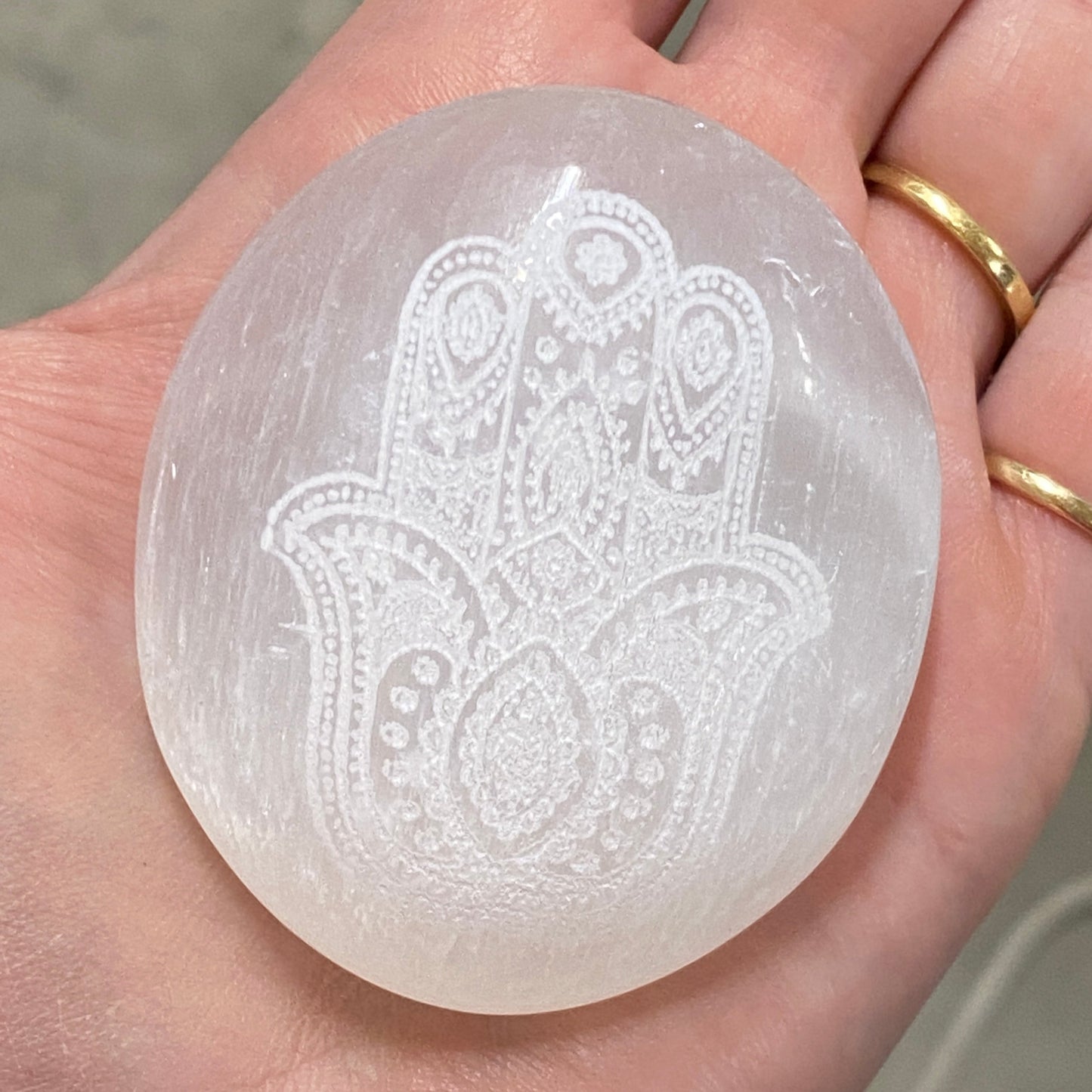 Selenite with design