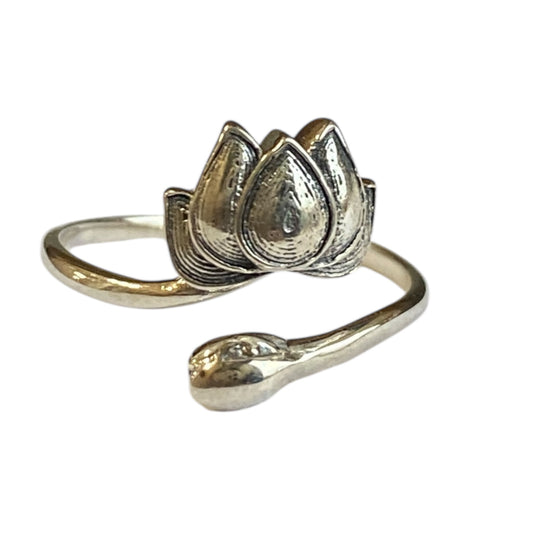 Silver ring adjustable : Lotus