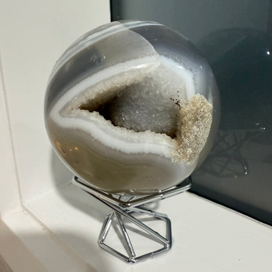 Agate Druzy sphere 580grams