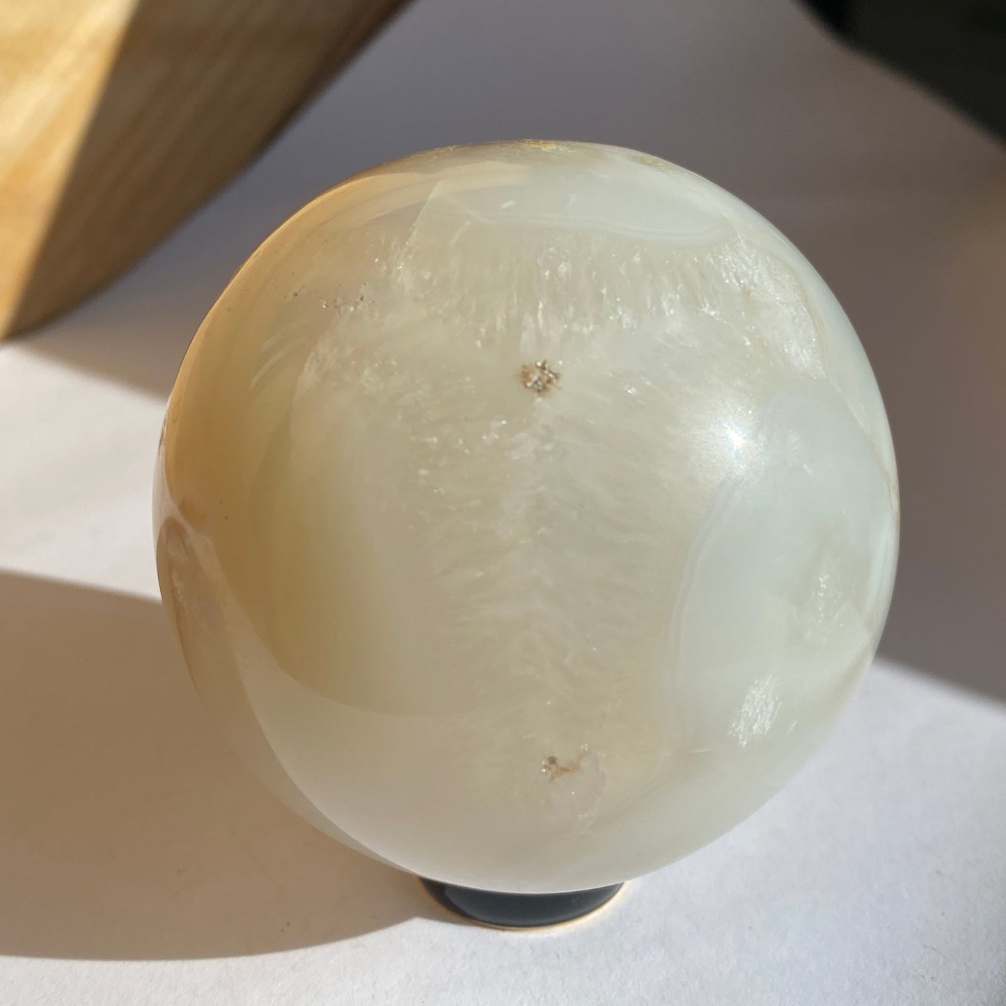 Agate druzy Geode creamy white 6cm
