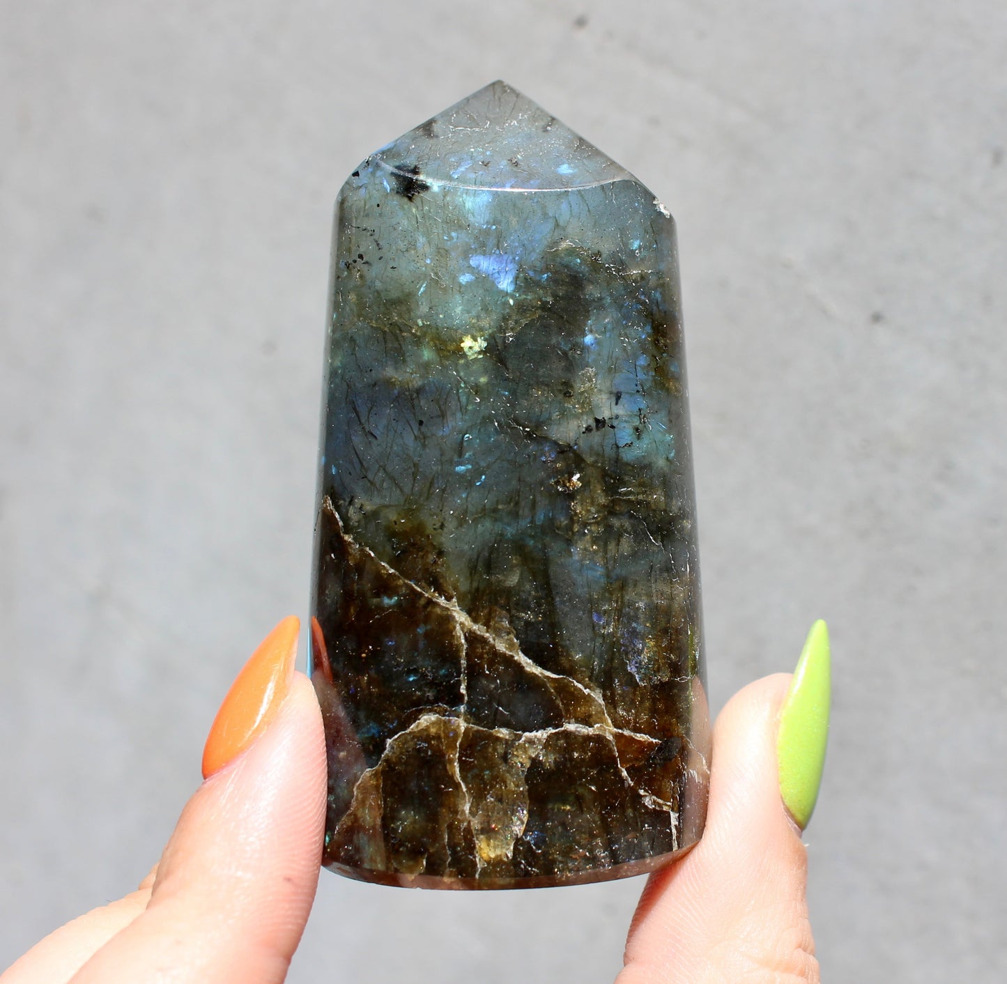 Labradorite Tower 7cm