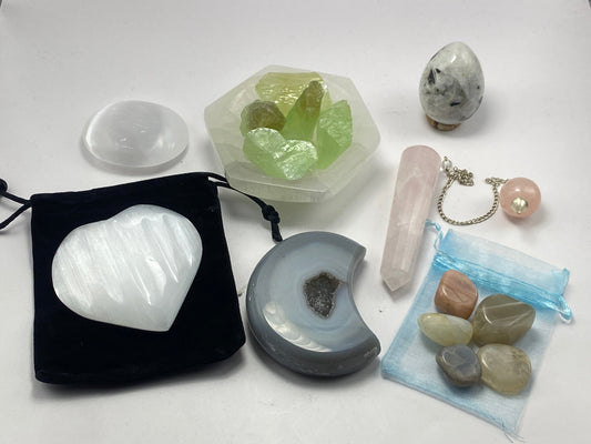 Intention Crystal gift box for fertility and pregnancy
