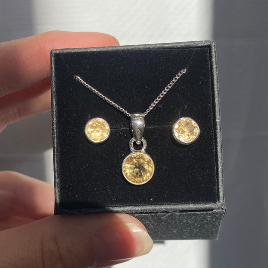 Citrine set, studs and pendant