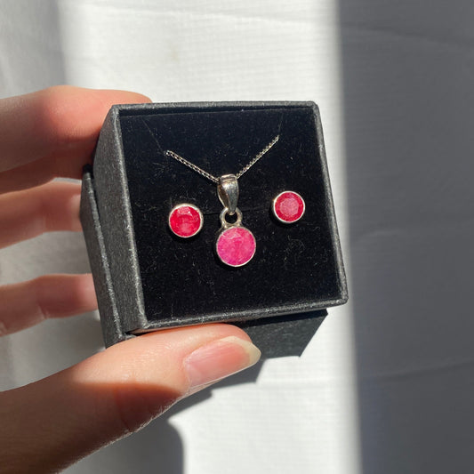 Ruby set, studs and pendant