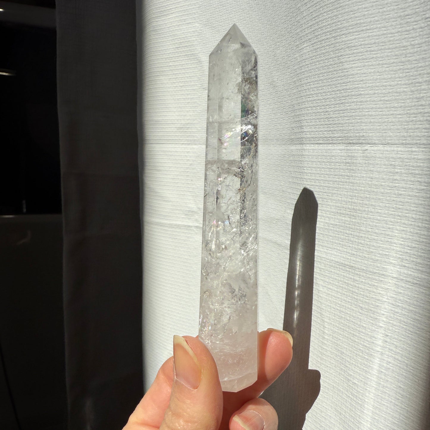 Clear quartz tower 11.5cm rainbow reflections