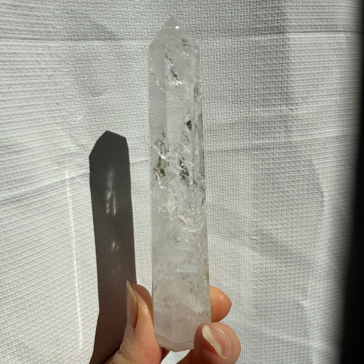 Clear quartz tower 11.5cm rainbow reflections