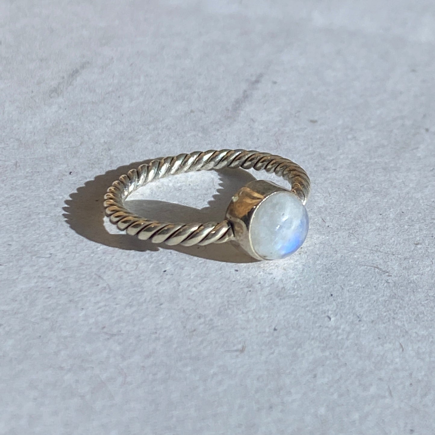 Moonstone 6mm sterling silver twisted band ring size 5.5US