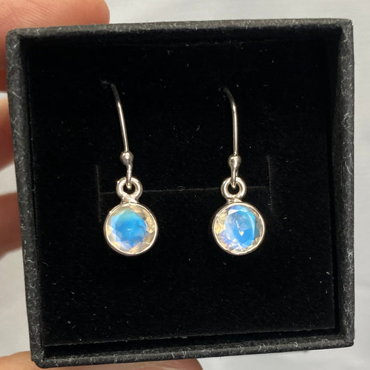 Moonstone drop sterling silver 8mm