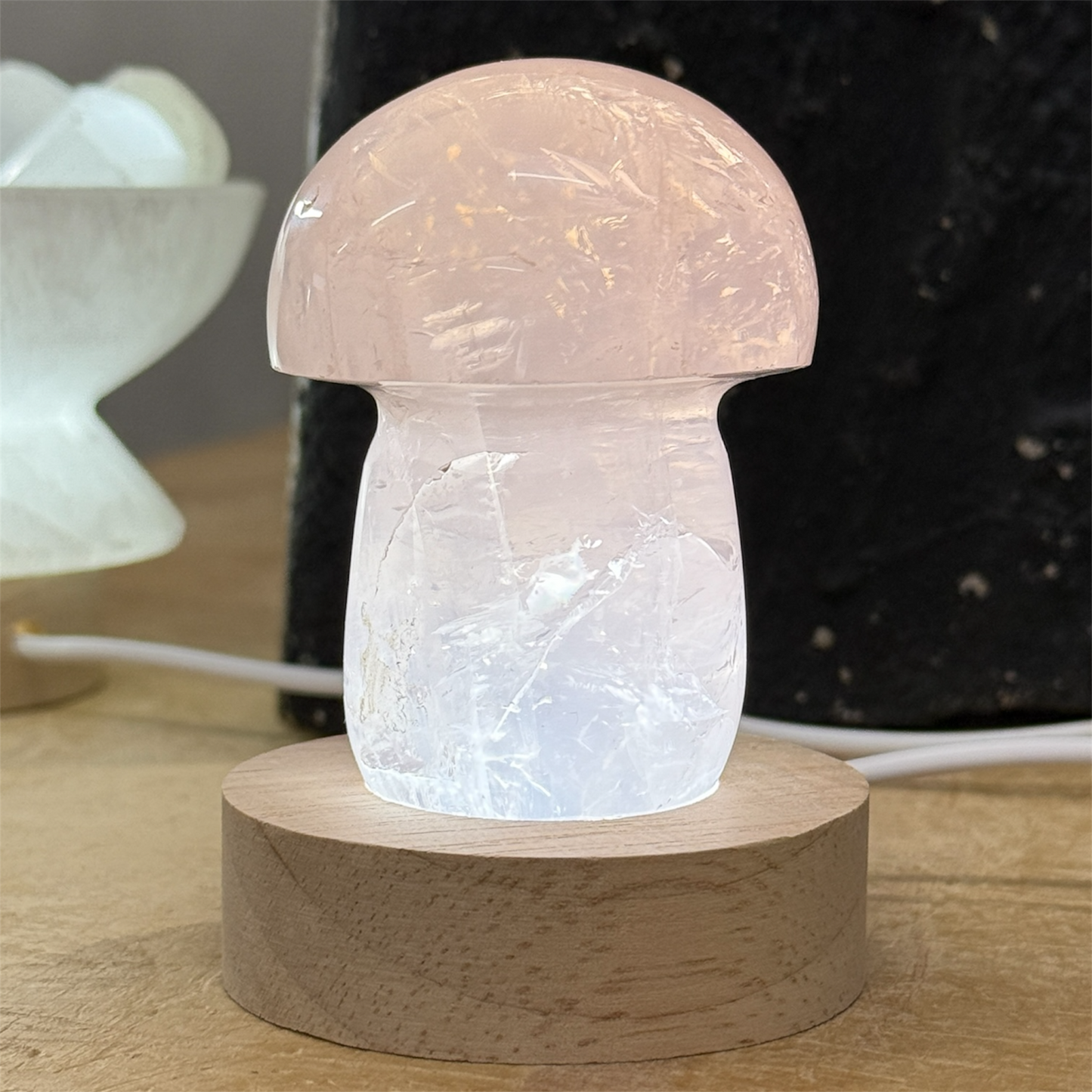Rose quartz mushroom light