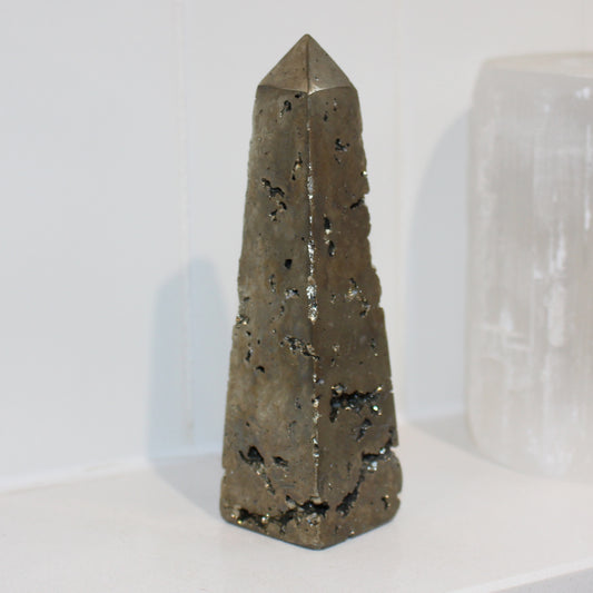 Pyrite tower 11.5cm